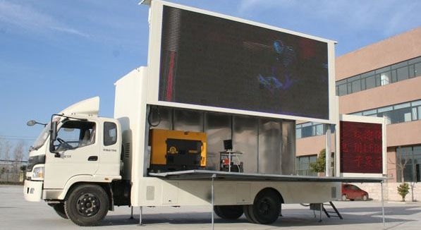 福田欧曼宣传车
