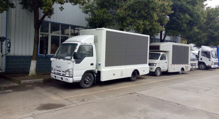 五十铃宣传车