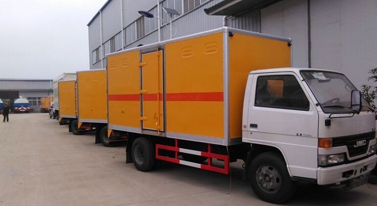 江铃爆破器材运输车