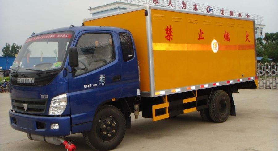 福田奥铃爆破器材运输车