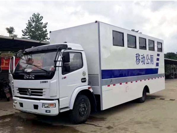 东风多利卡D9厕所车