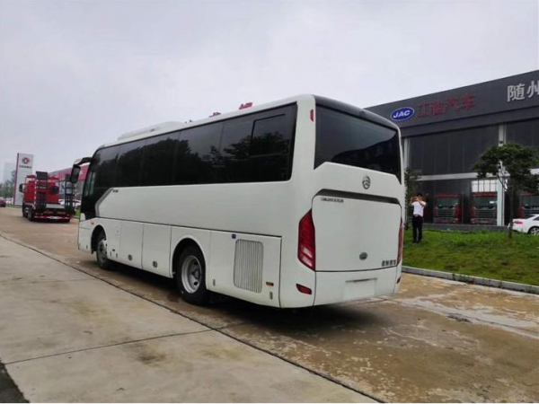 金龙12米医疗体检车