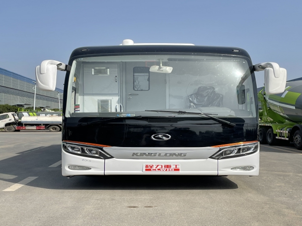 金旅12米核酸检测车