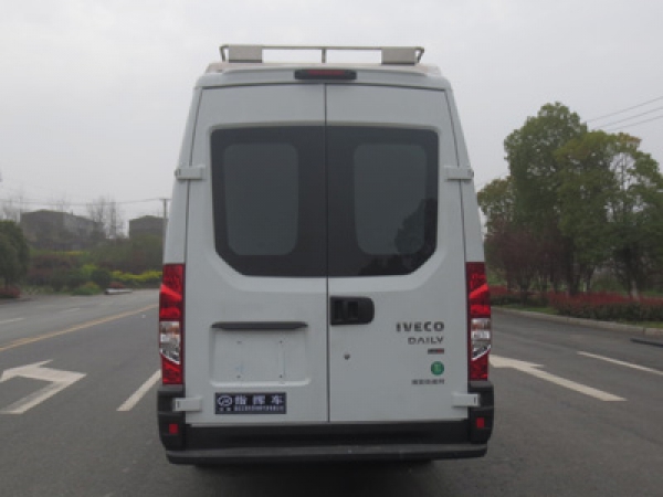 上汽大通V90指挥车