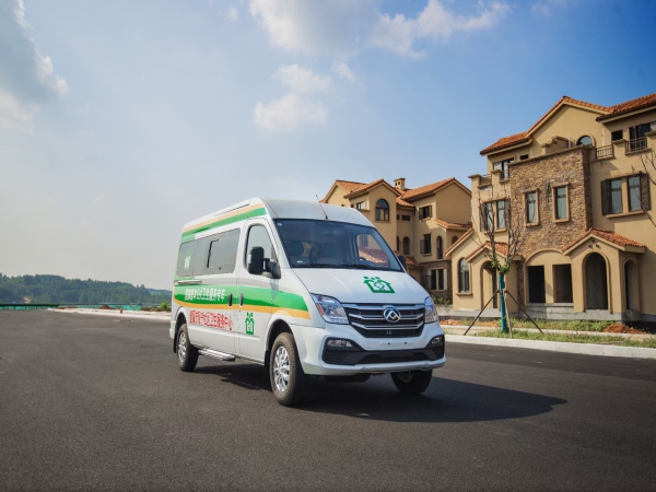 大通V80牙科体检车