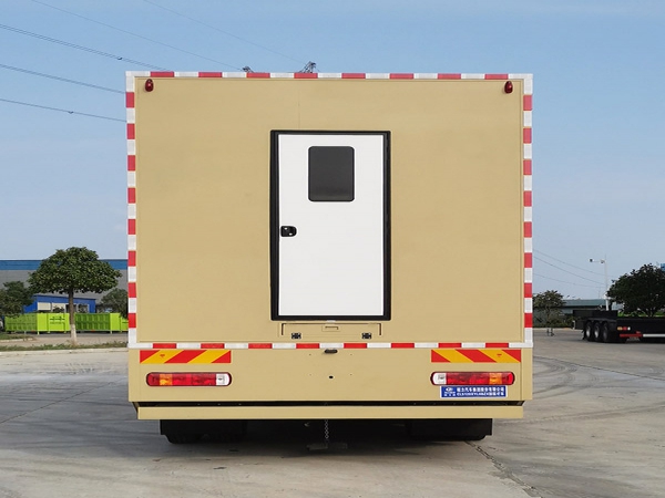 重汽豪沃医疗车