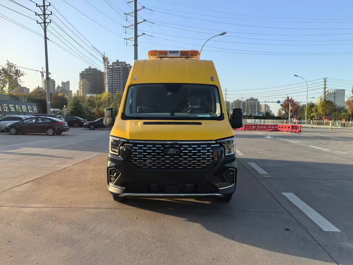 福特全顺T8气防车 救险车