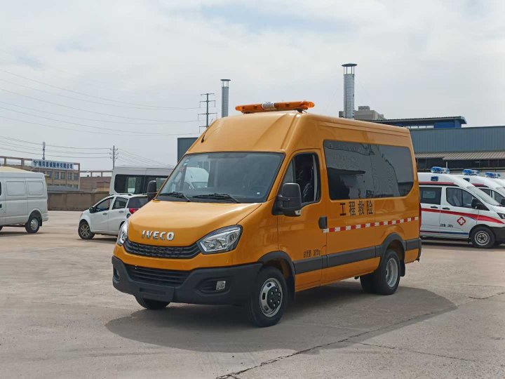 依维柯救险车 救险车厂家