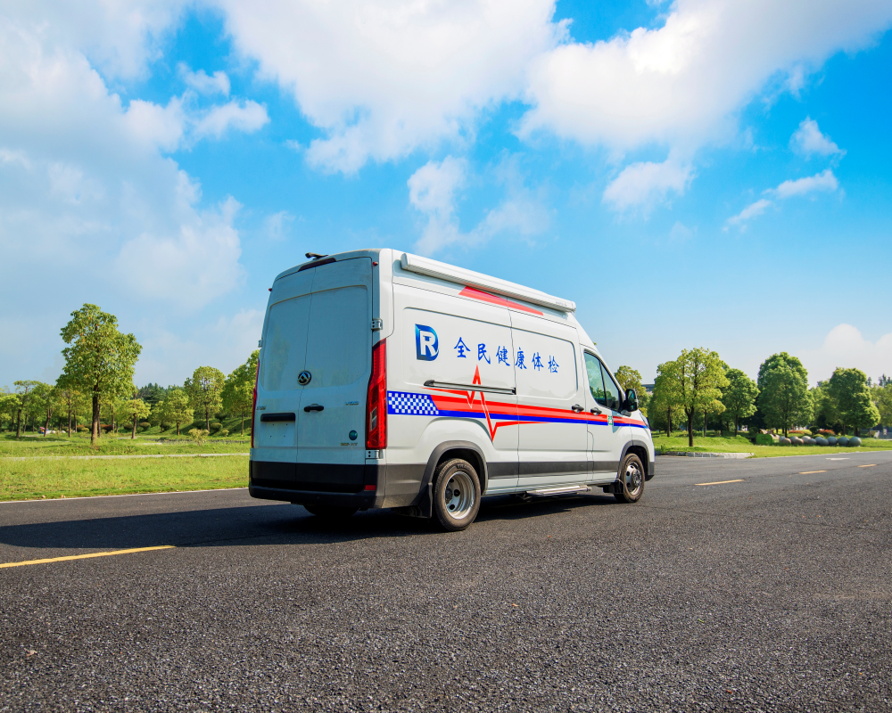 上汽大通V80DR医疗体检车