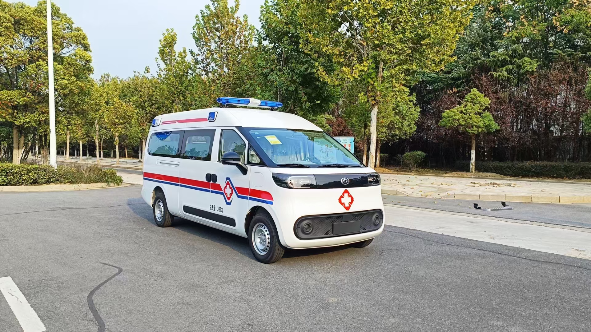 上汽大拿V1纯电动救护车