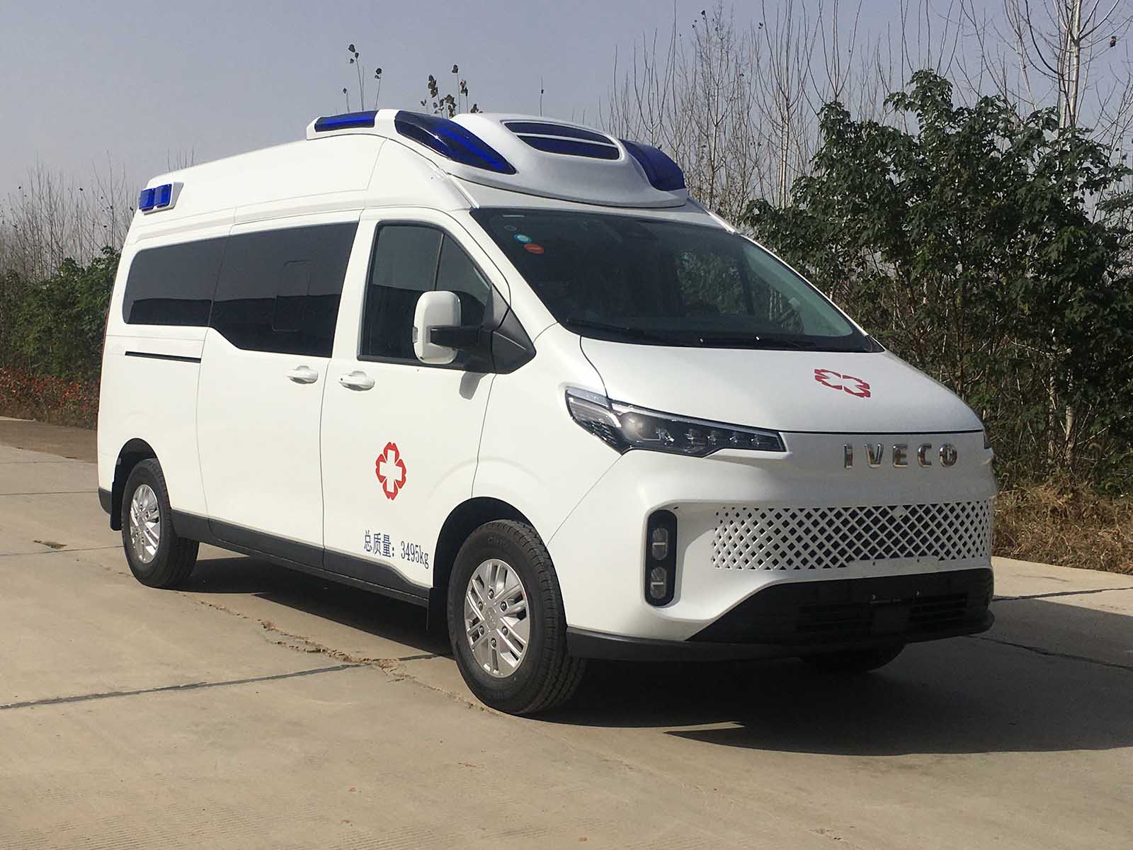 依维柯聚星电动救护车