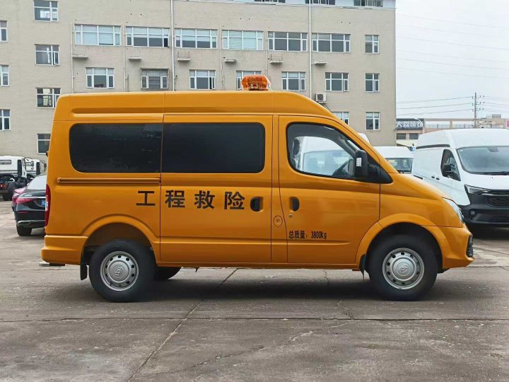 上汽大通V80救险车