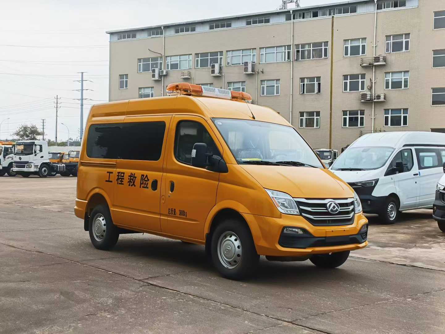 上汽大通V80救险车