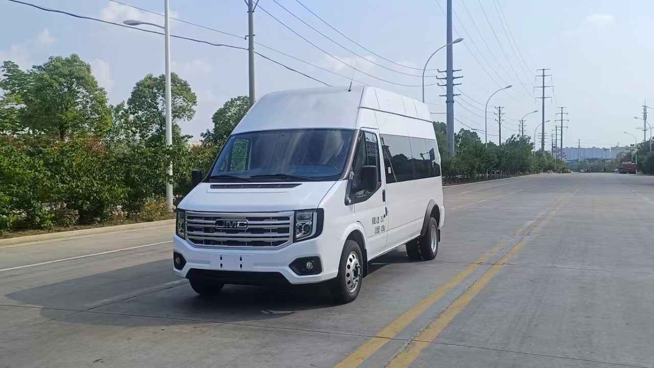 江铃福顺运兵车