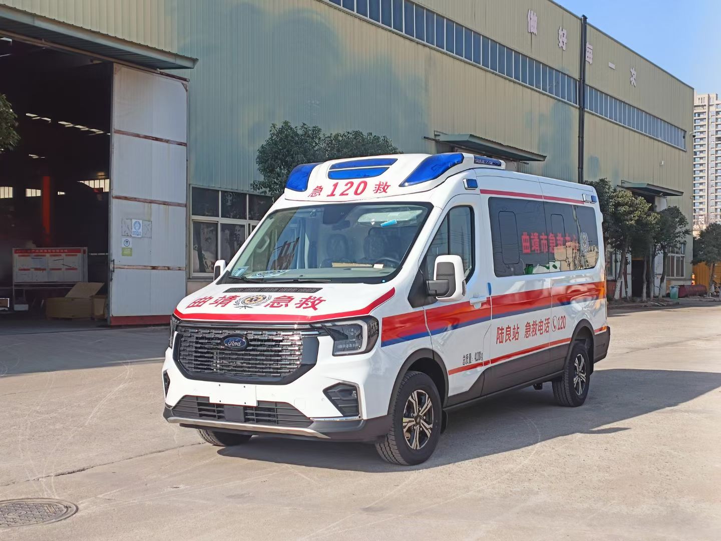 福特全顺T8博思利警灯救护车