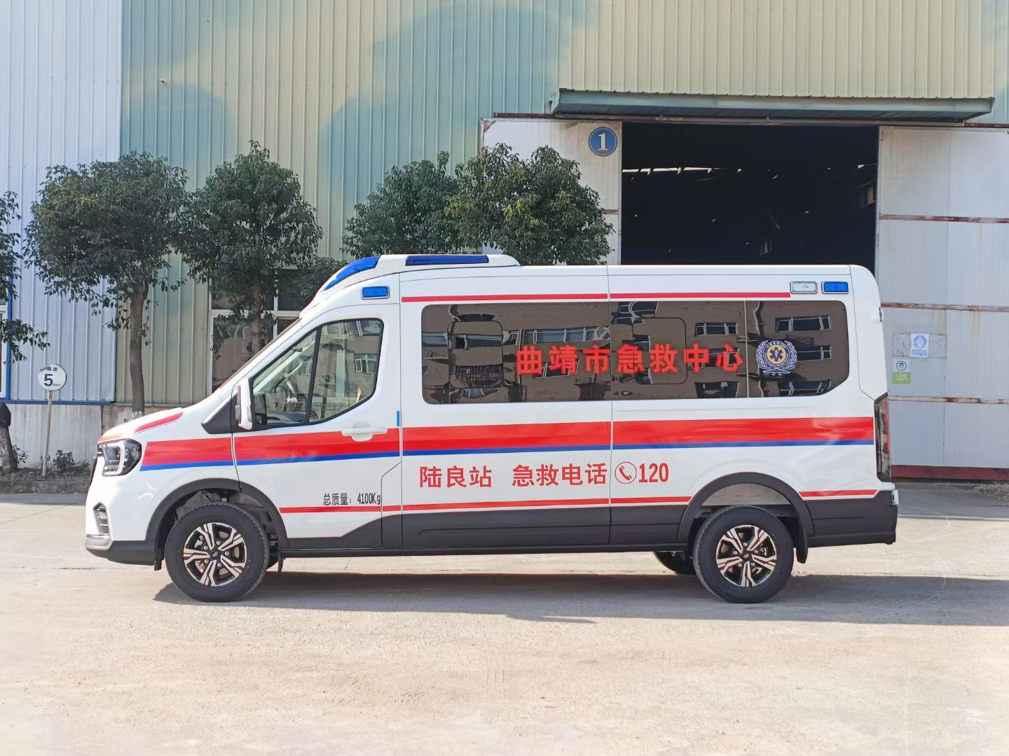 福特全顺T8博思利警灯救护车