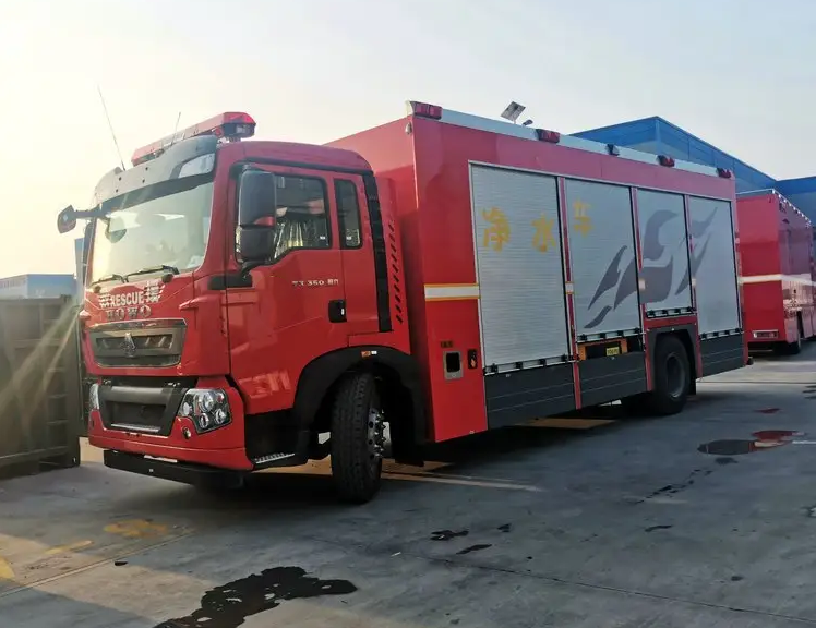 东风天锦净水车