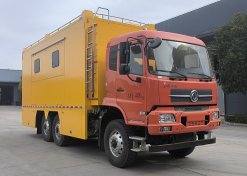 东风天锦六驱炊事车