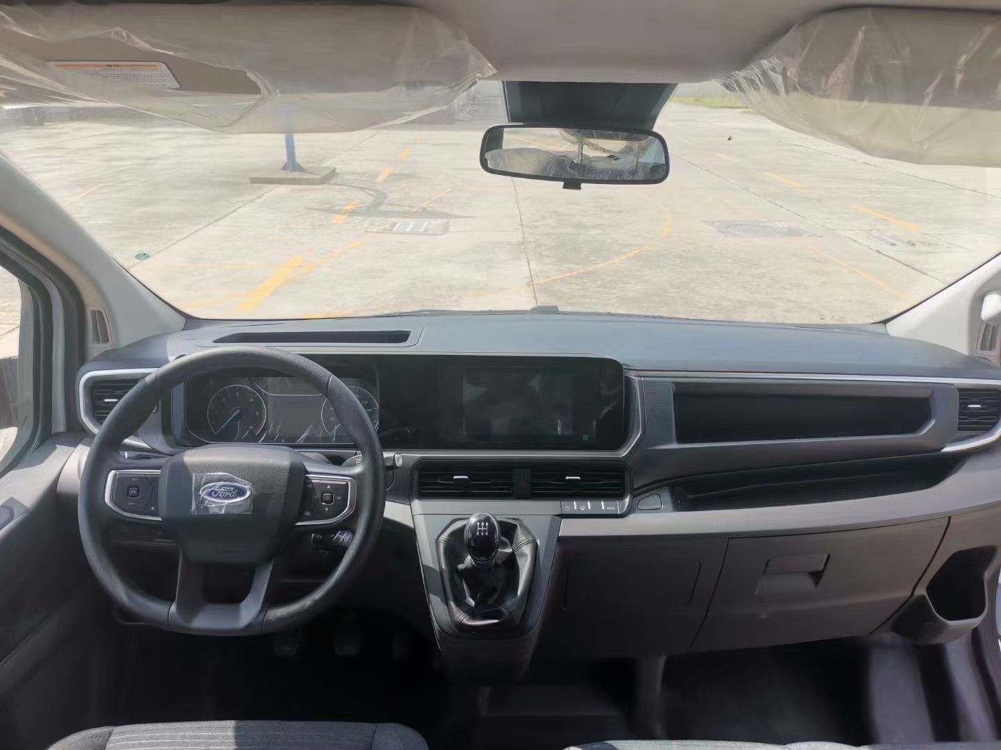 福特全顺V362殡仪车