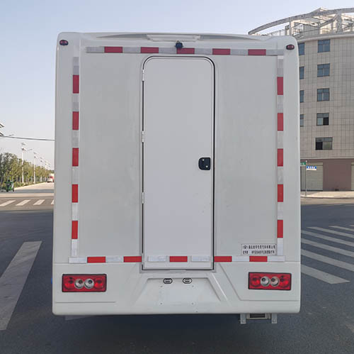 福田方舱医疗车