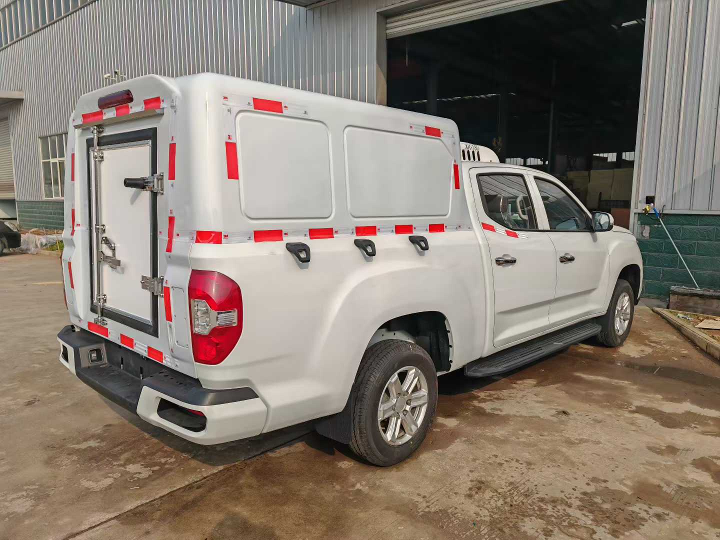 四驱皮卡疫苗冷链车
